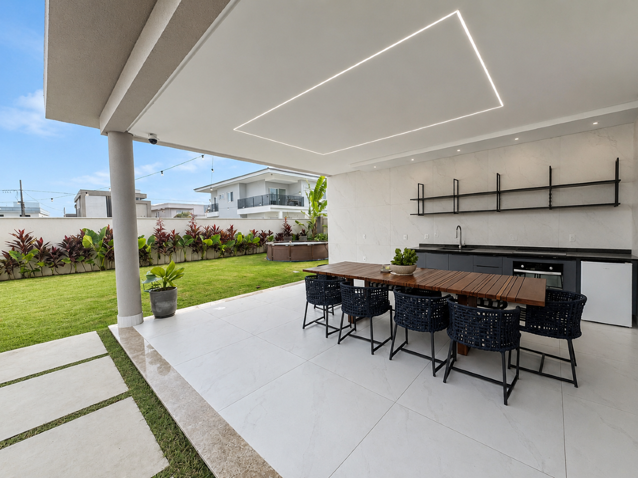 Casa em Condominio à venda no Comercial Norte: 