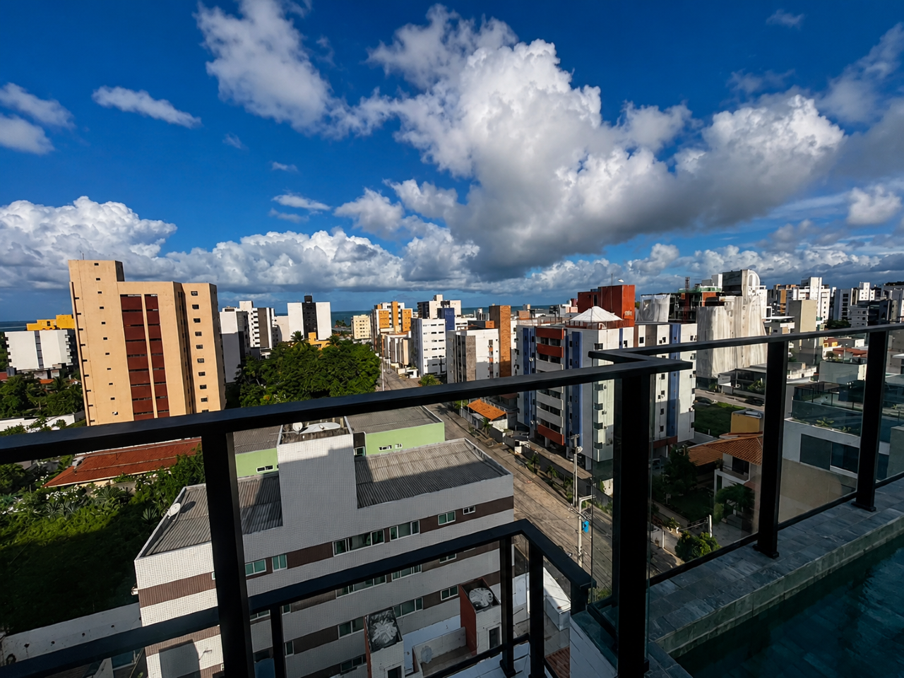 Apartamento à venda no Intermares: 