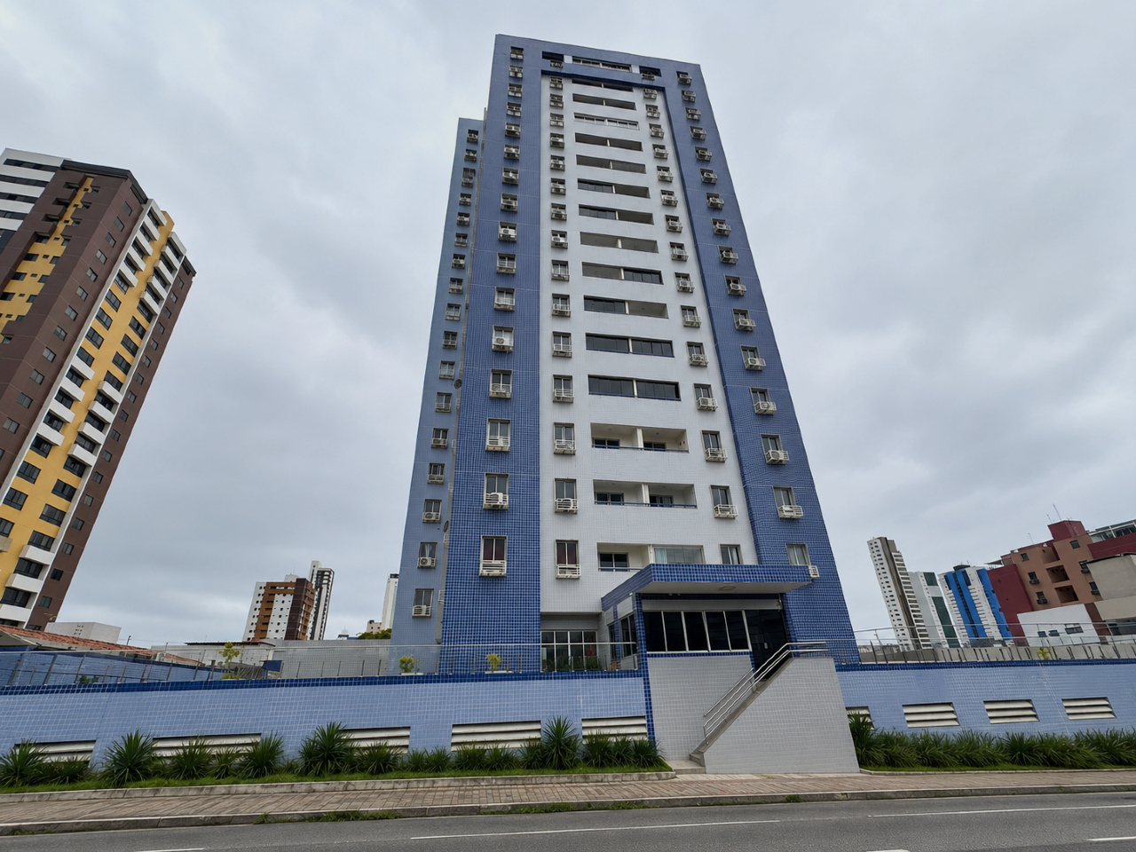 Apartamento para aluguel no Tambauzinho: 