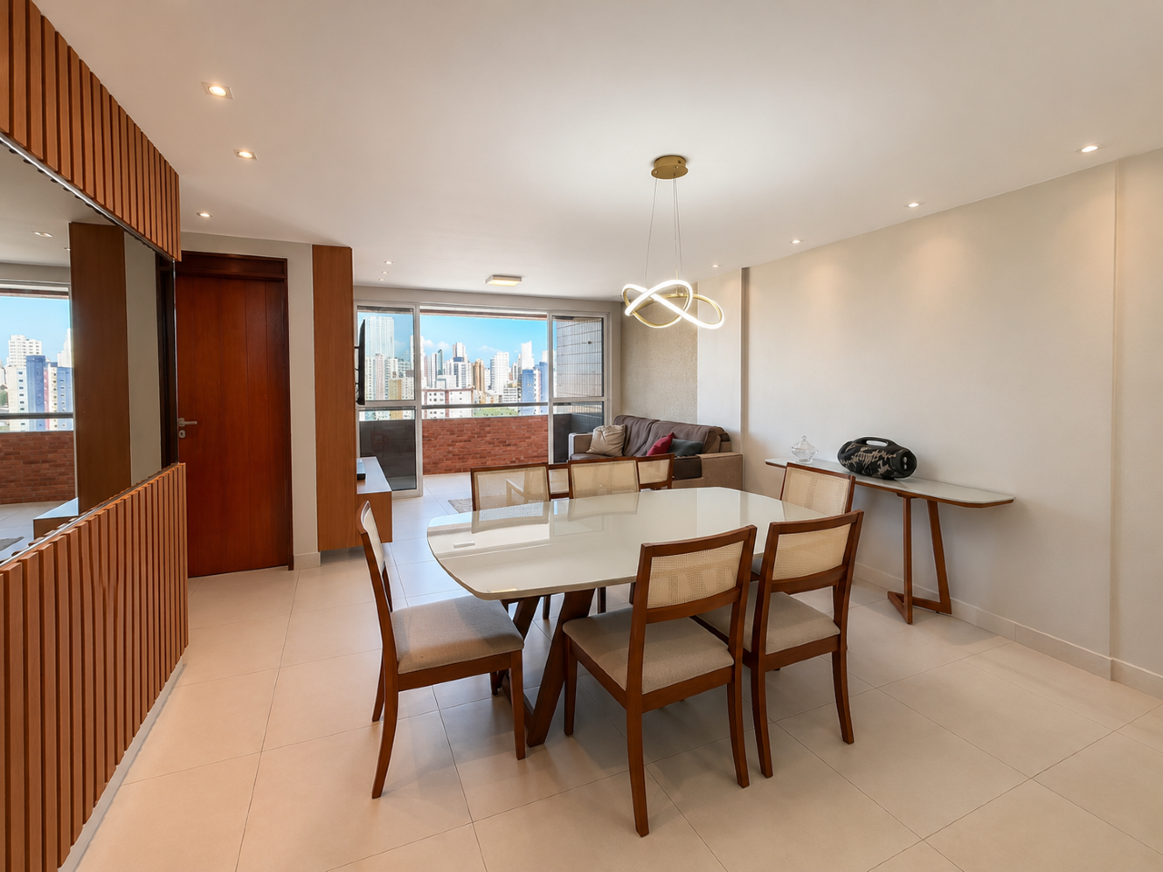 Apartamento à venda no Aeroclube: 