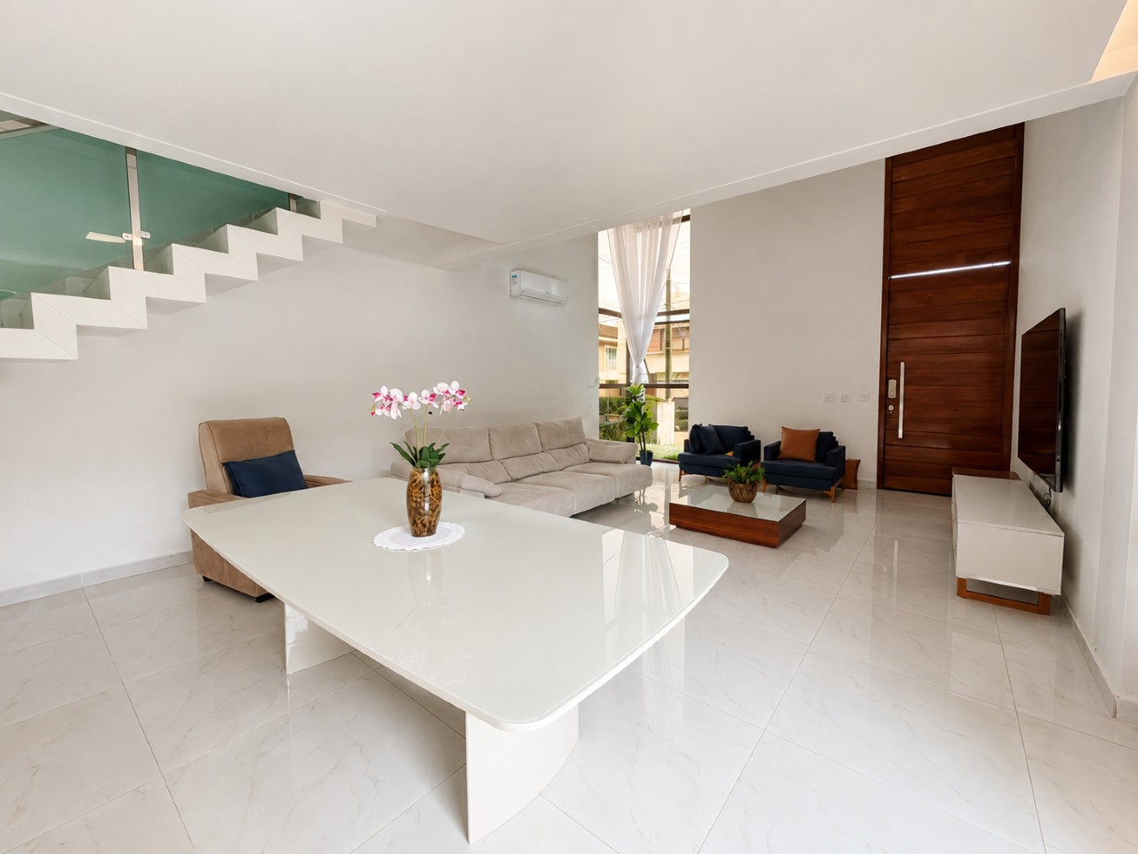 Casa em Condominio à venda no Portal do Sol: 