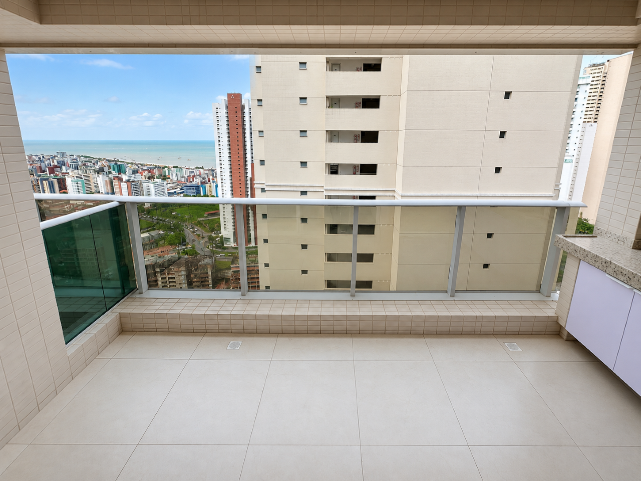 Apartamento para aluguel no Altiplano Cabo Branco: 