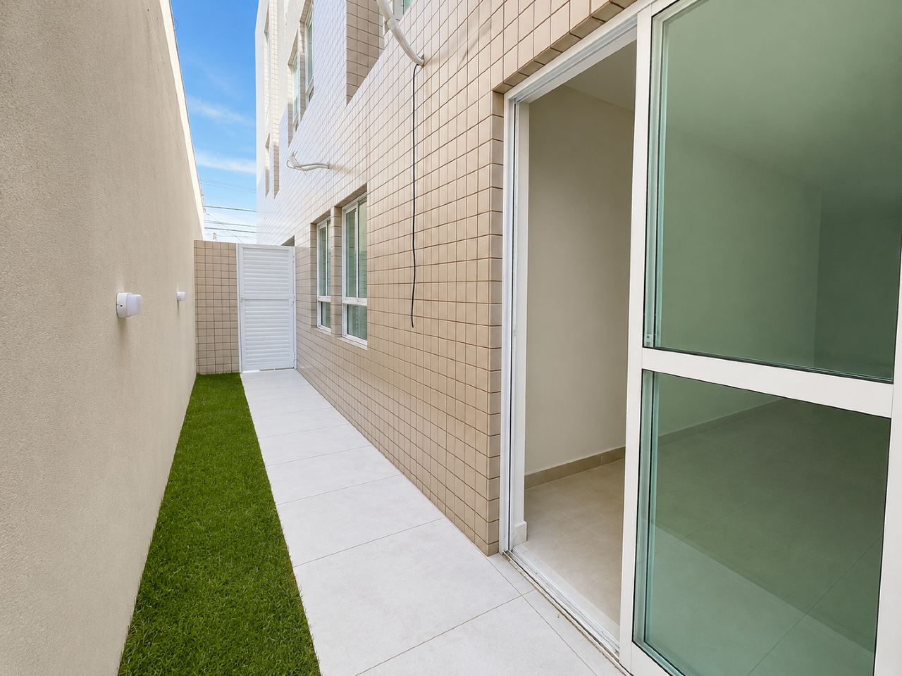 Apartamento Térreo à venda no Bessa: 