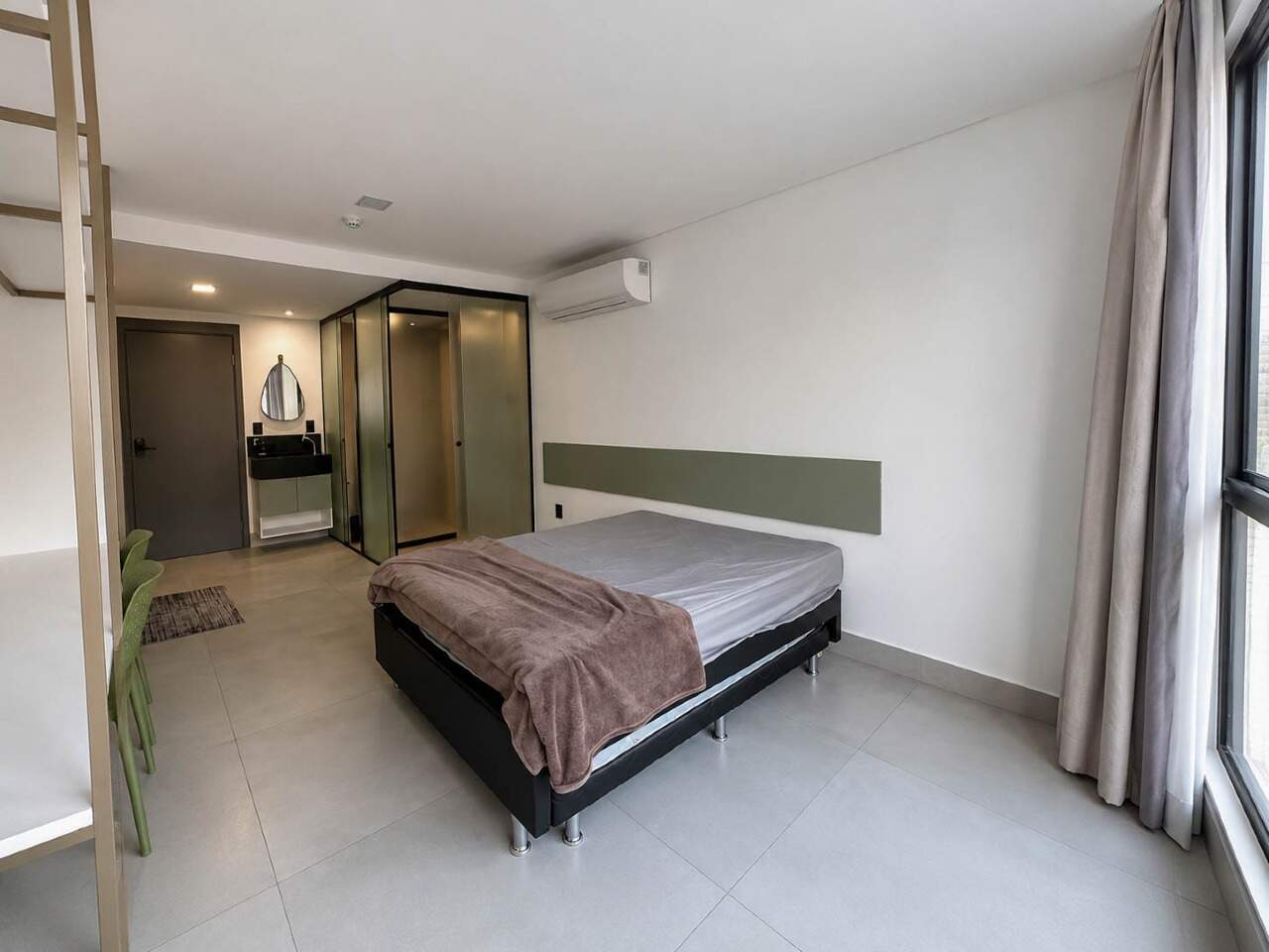 Flat à venda no Jardim Oceania: 