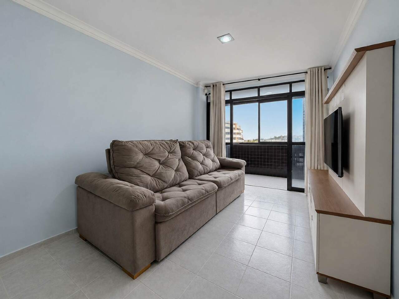 Apartamento à venda no Intermares: 