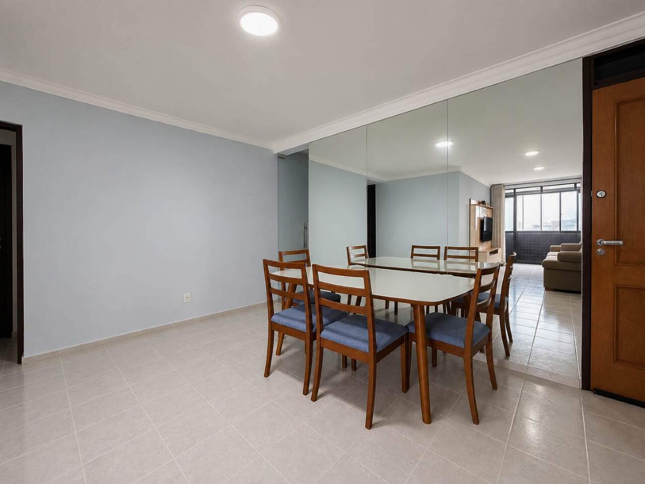 Apartamento à venda no Intermares: 