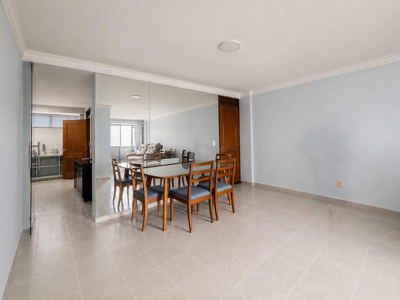 Apartamento à venda no Intermares: 