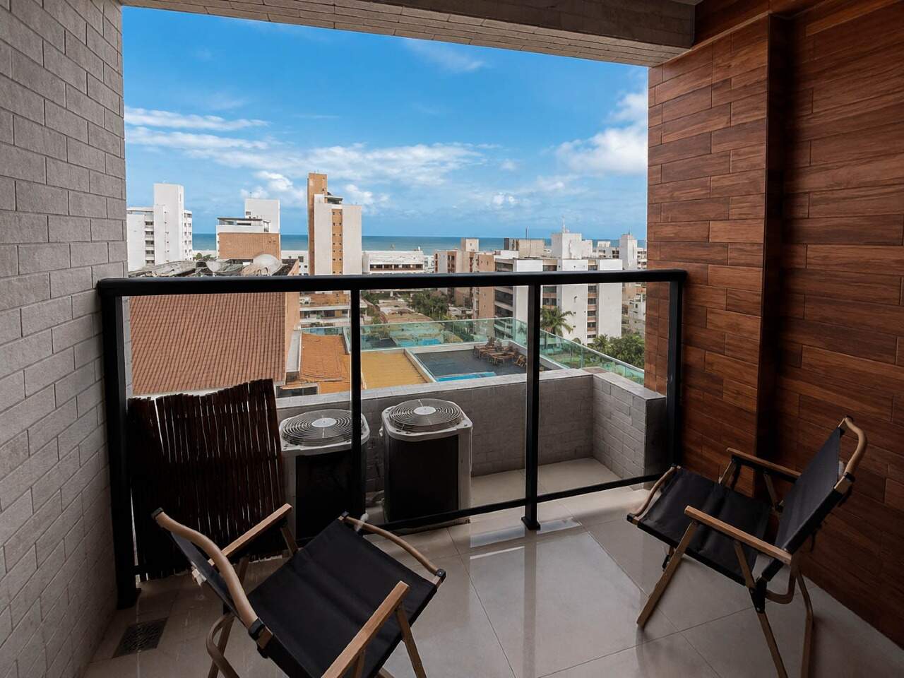 Apartamento à venda no Intermares: 