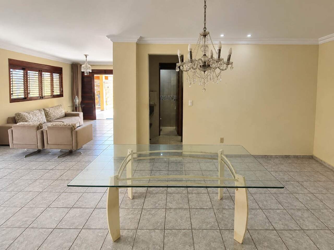 Casa à venda no Poço: 