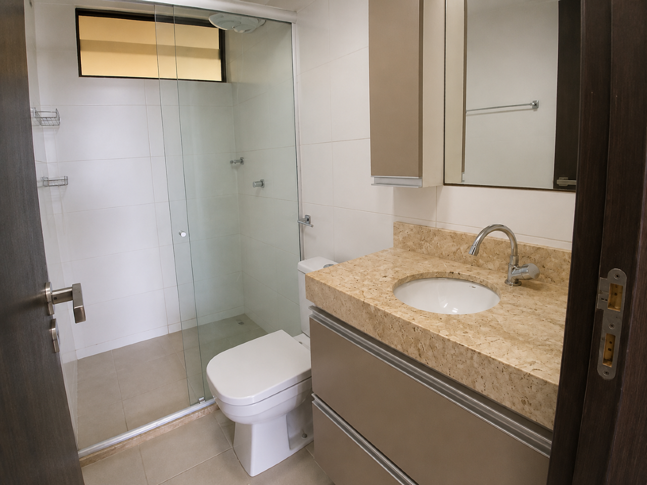 Apartamento à venda no Intermares: 