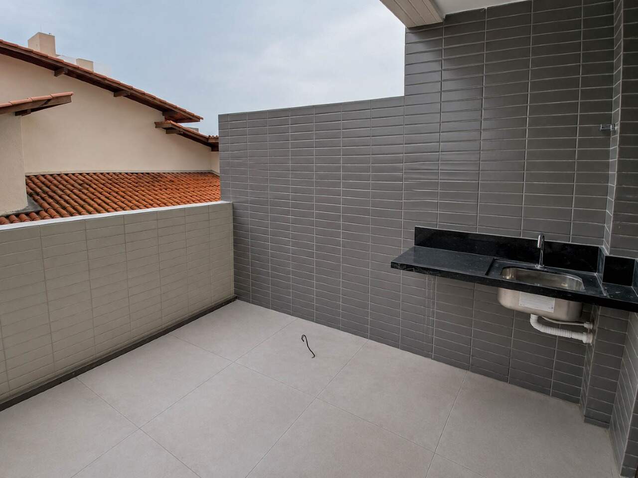 Apartamento Garden à venda no Intermares: 
