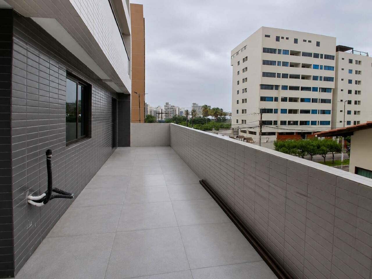 Apartamento Garden à venda no Intermares: 