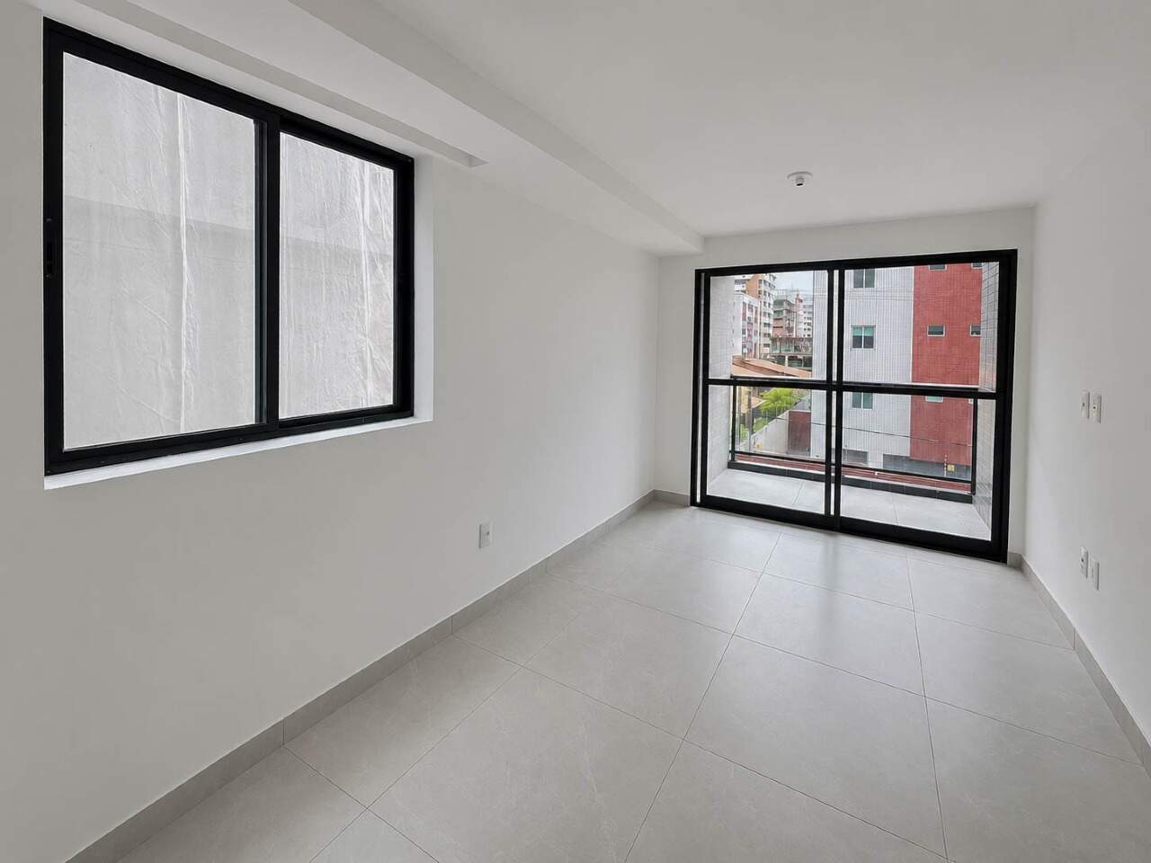 Apartamento à venda no Intermares: 