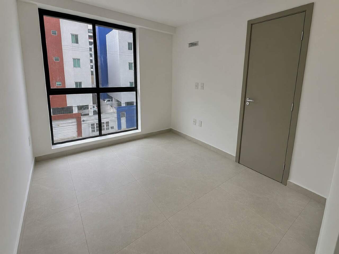 Apartamento à venda no Intermares: 