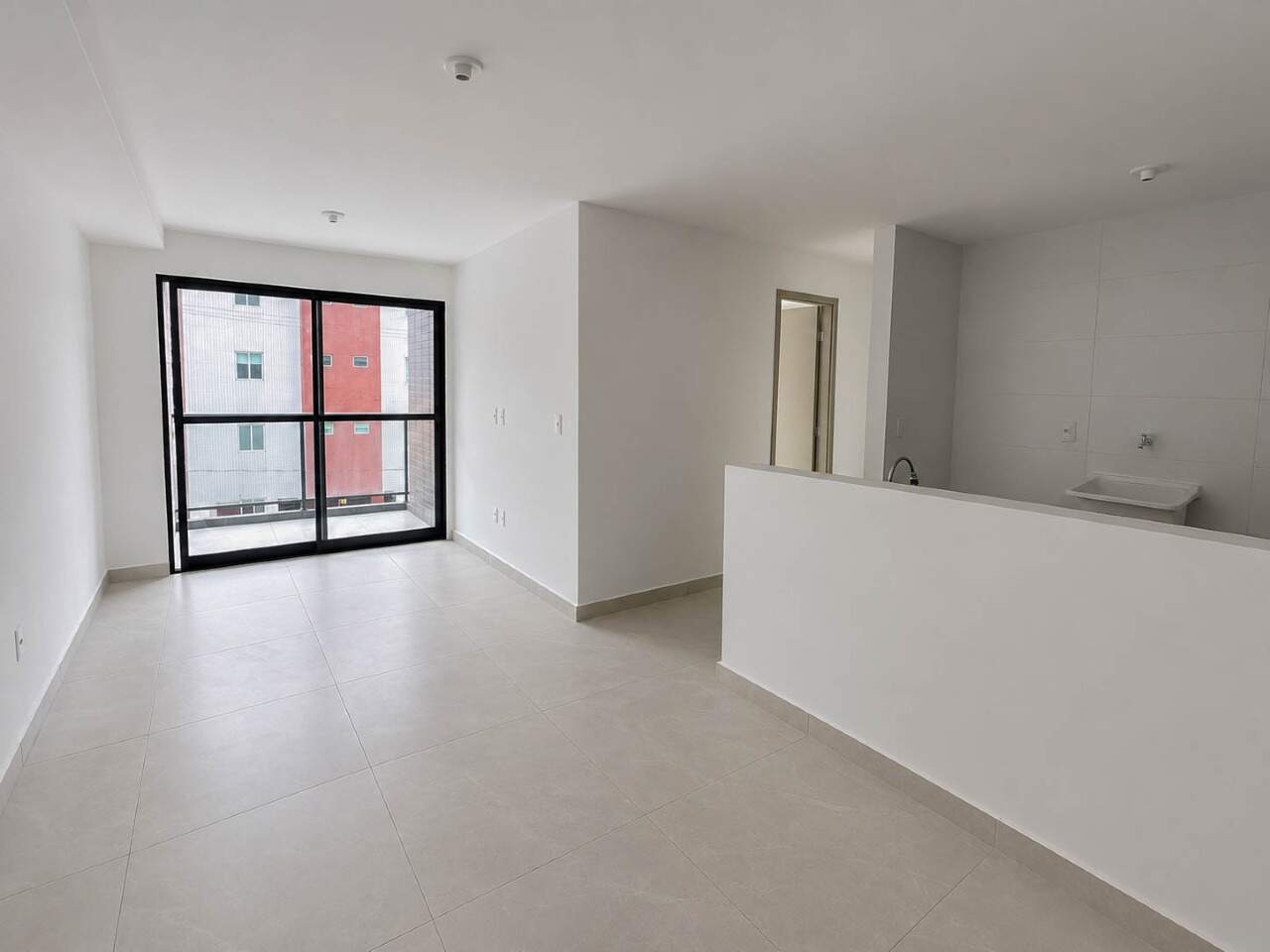 Apartamento à venda no Intermares: 