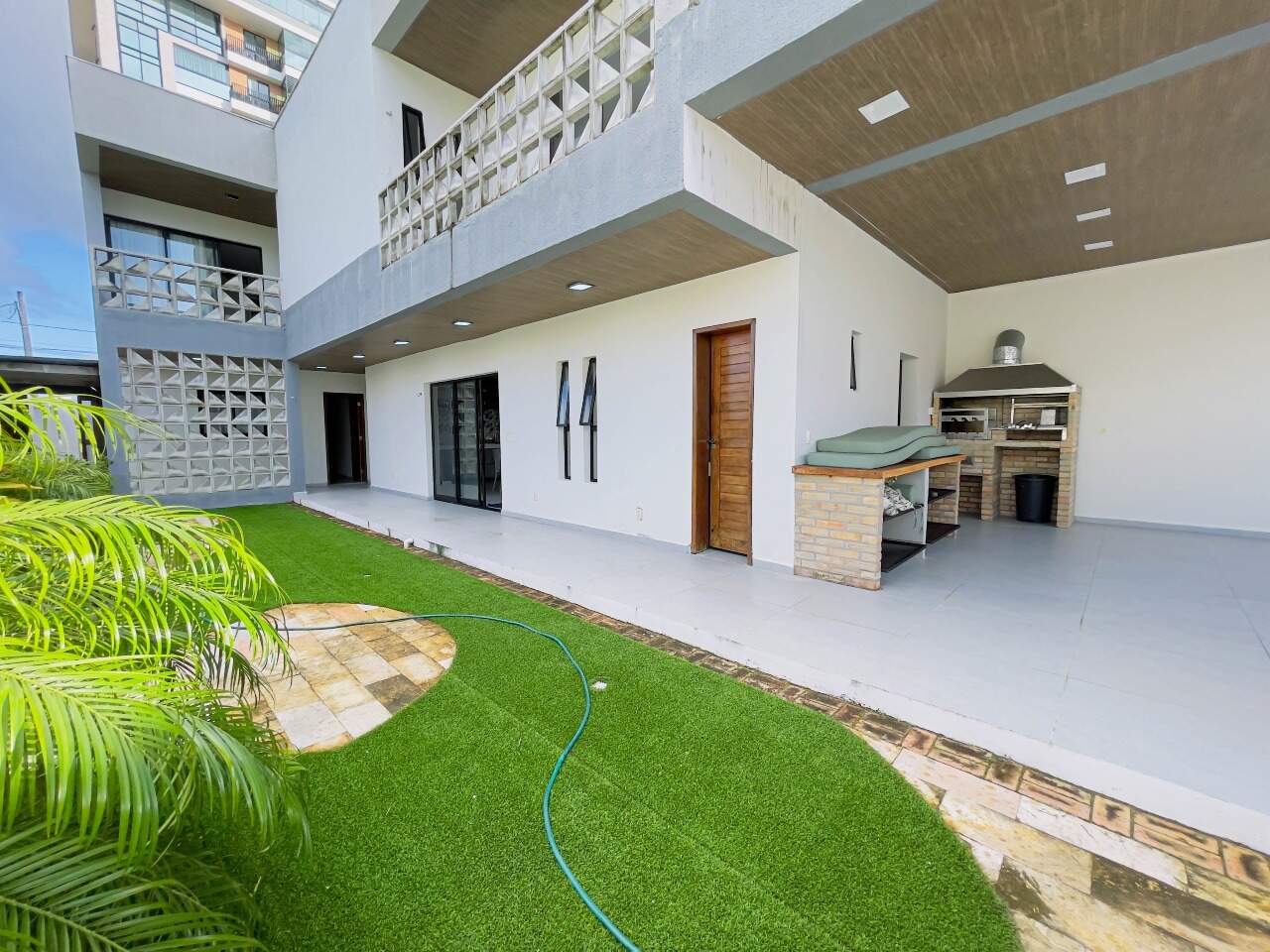 Casa à venda no Poço: 
