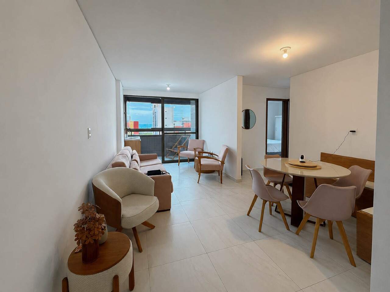 Apartamento à venda no Intermares: 