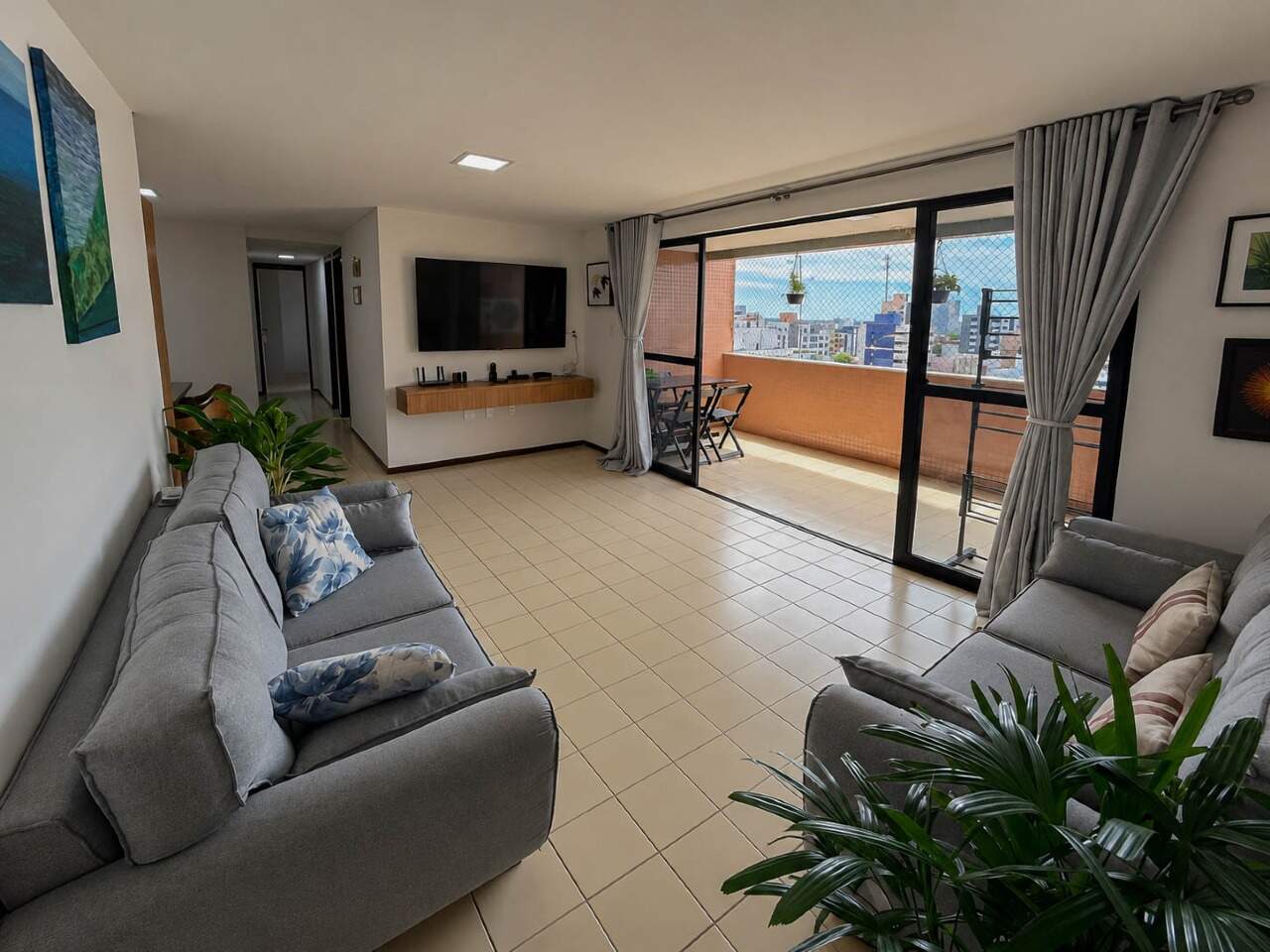 Apartamento à venda no Intermares: 