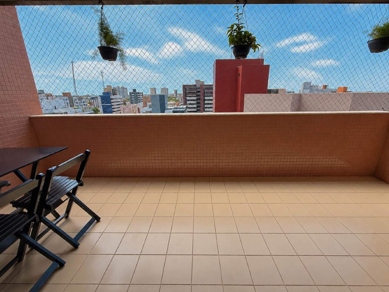 Apartamento à venda no Intermares: 