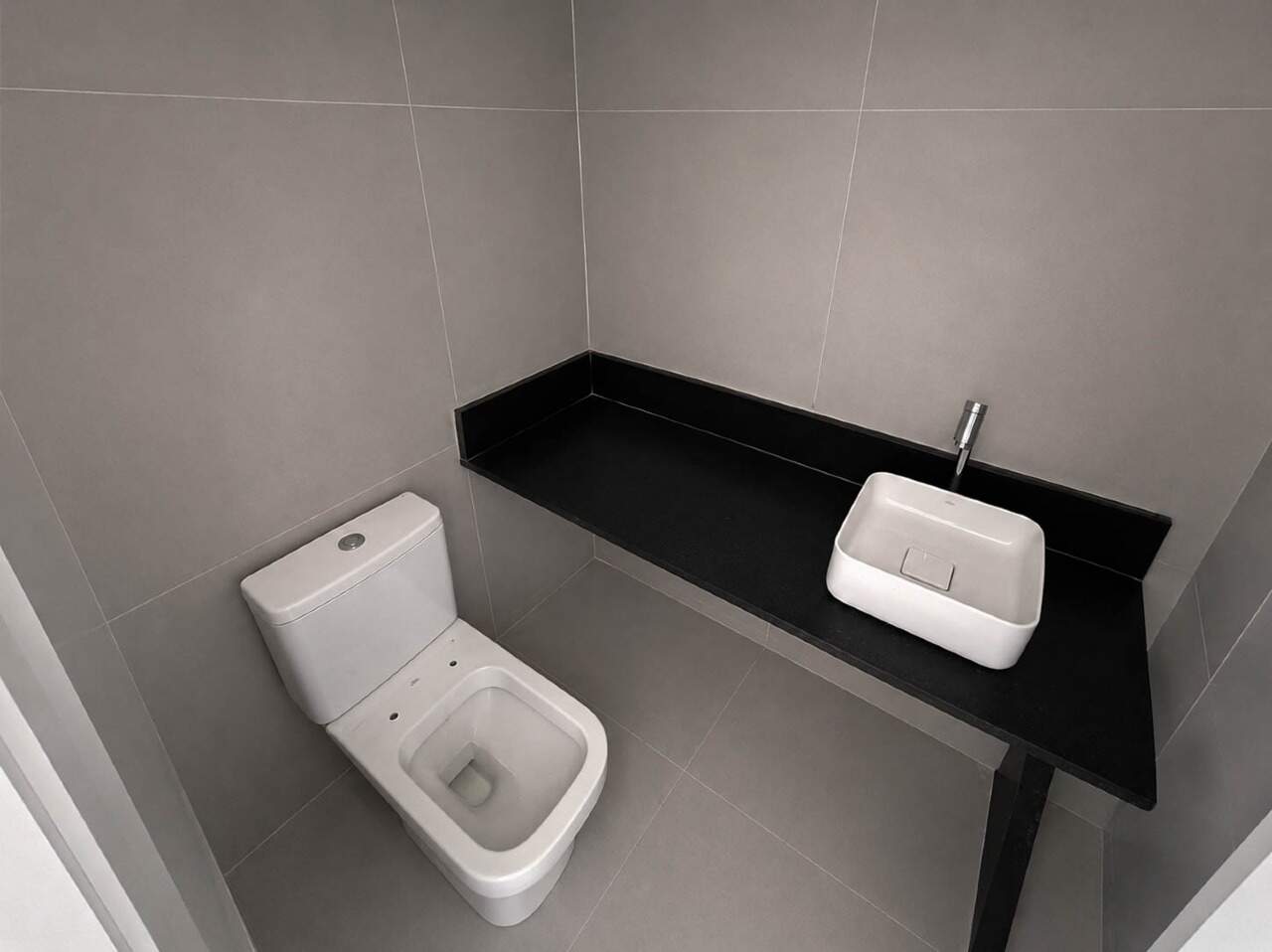 Flat à venda no Intermares: 