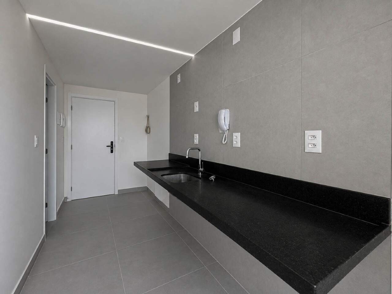 Flat à venda no Intermares: 