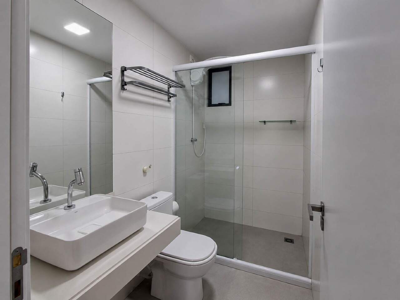 Flat à venda no Jardim Oceania: 