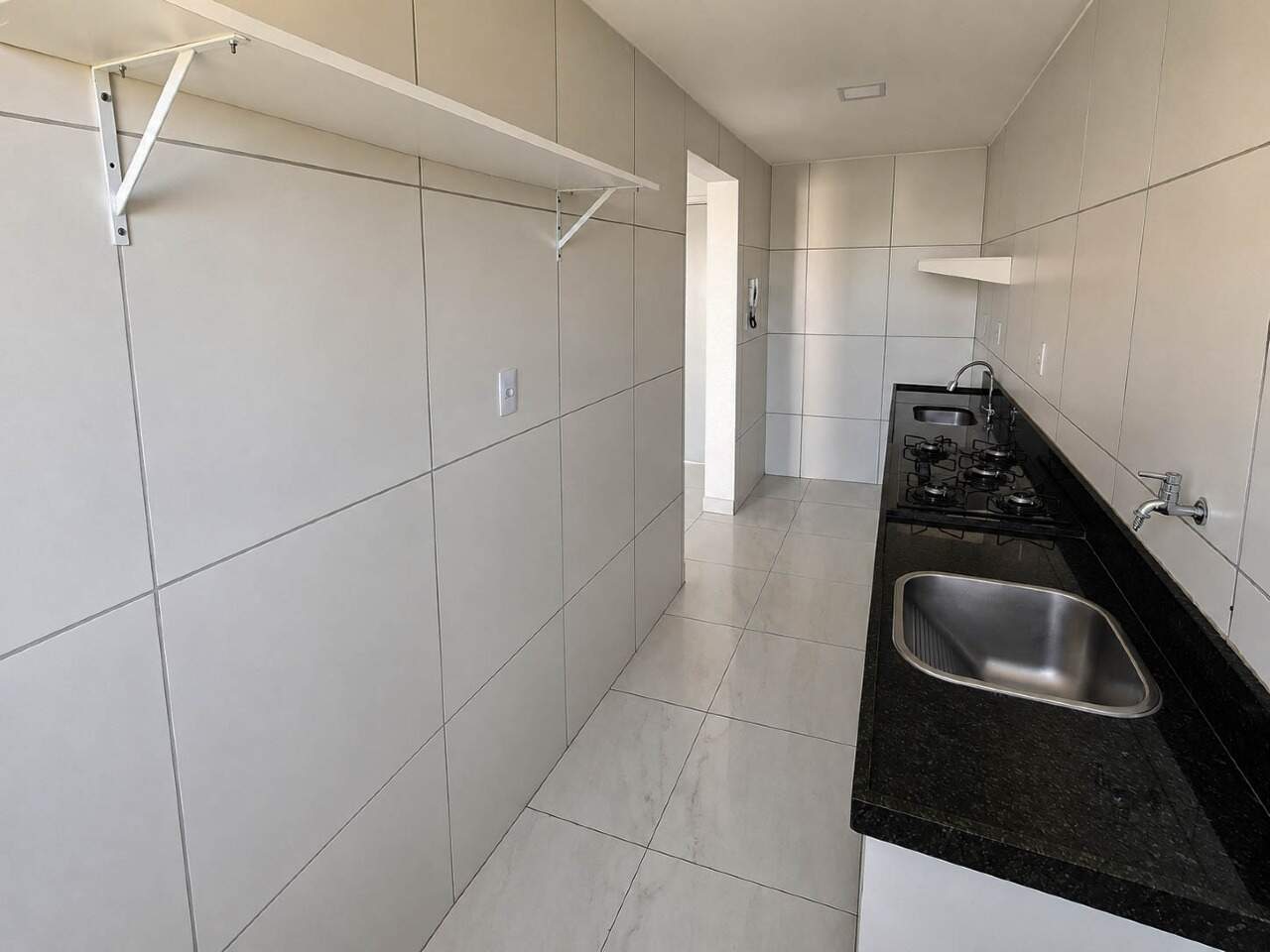 Apartamento para aluguel no Intermares: 