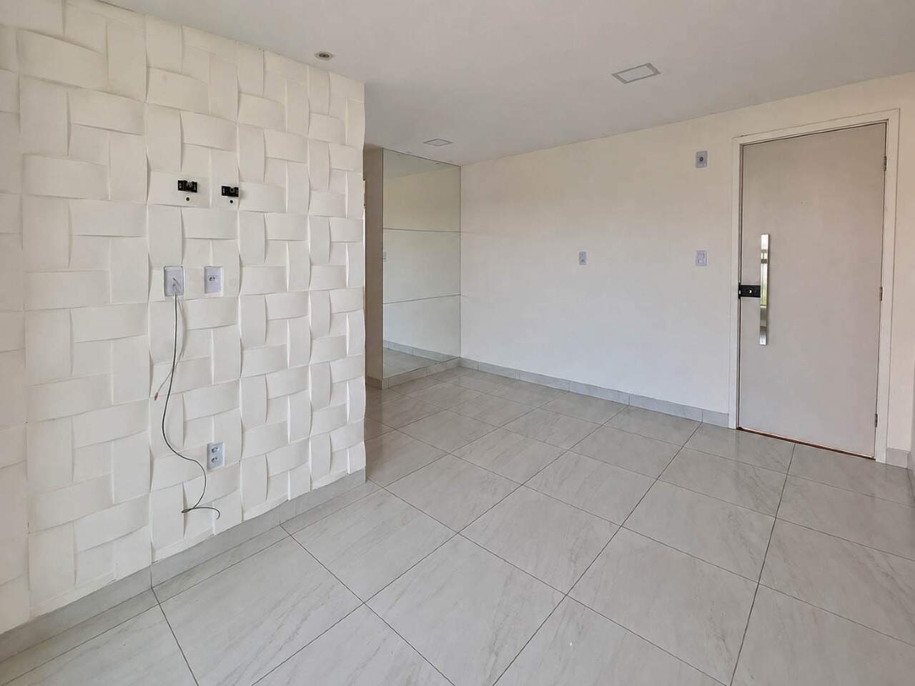 Apartamento para aluguel no Intermares: 