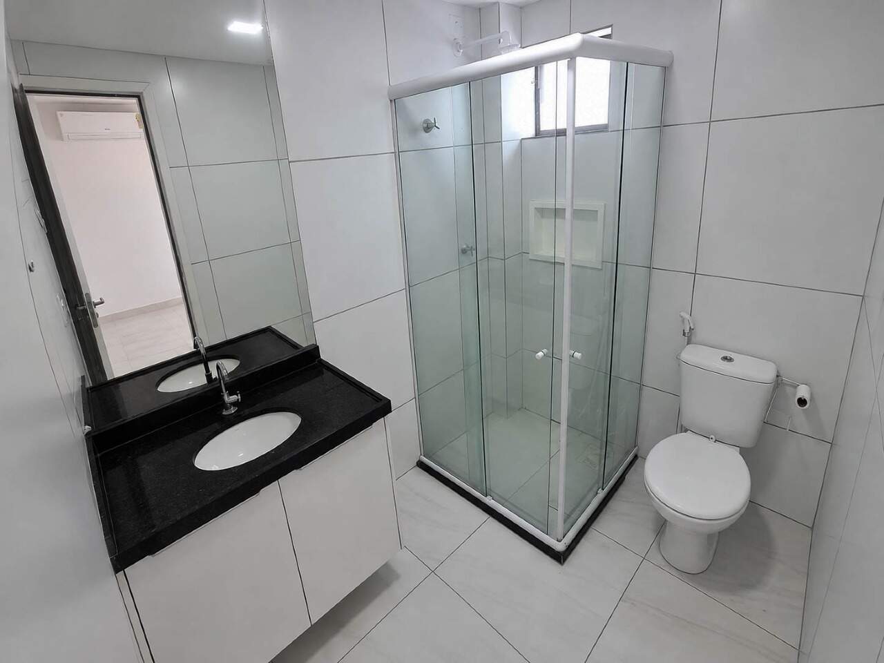 Apartamento para aluguel no Intermares: 