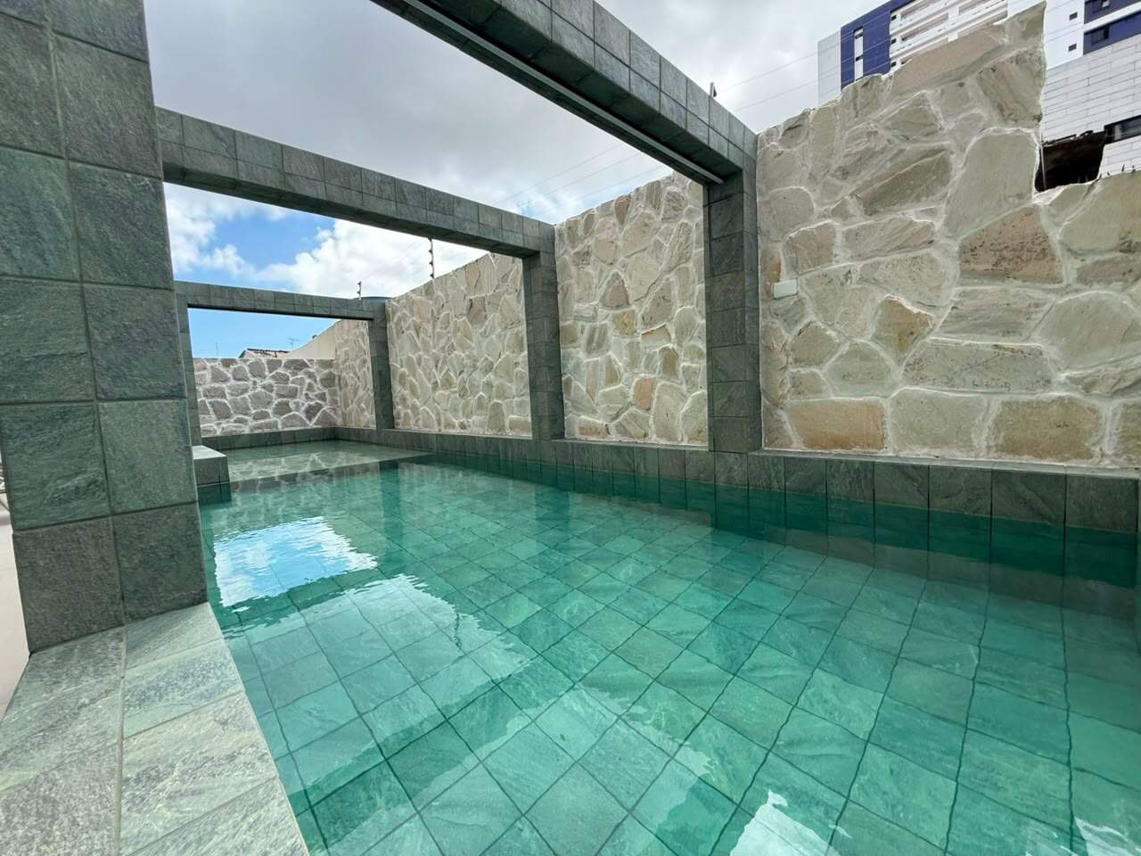 Apartamento à venda no Estados: 