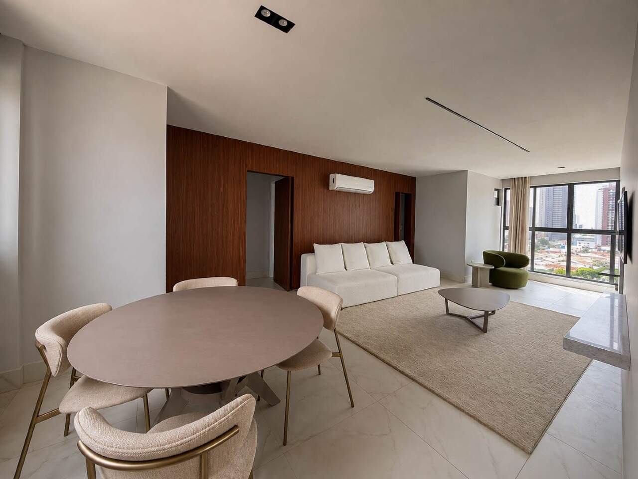 Apartamento à venda no Estados: 