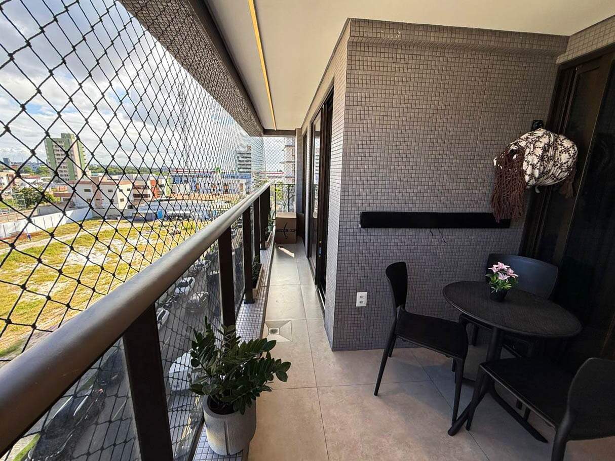 Apartamento à venda no Aeroclube: 