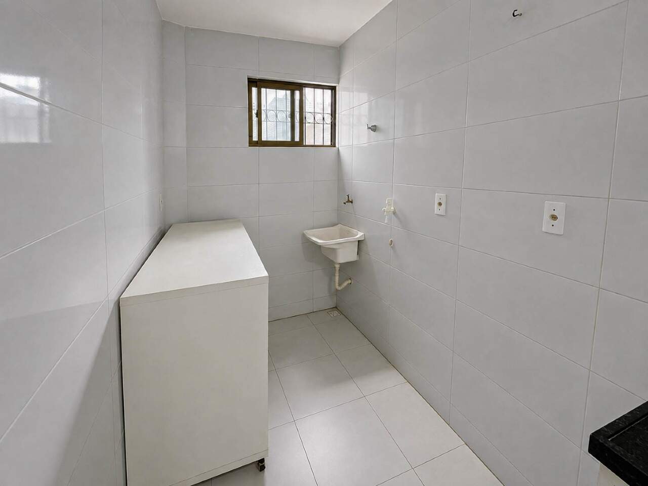 Apartamento Térreo à venda no Portal do Sol: 