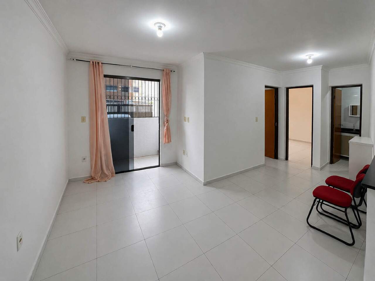 Apartamento Térreo à venda no Portal do Sol: 