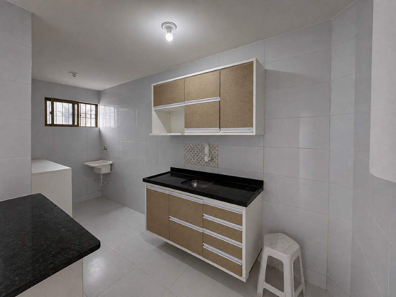 Apartamento Térreo à venda no Portal do Sol: 