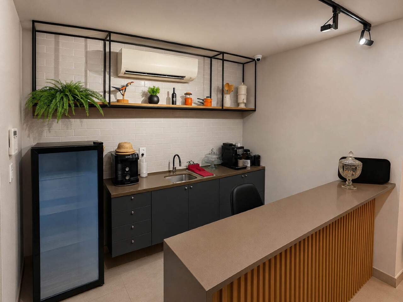 Casa comercial para aluguel no Manaíra: 