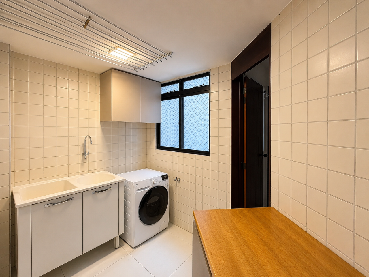 Apartamento à venda no Intermares: 