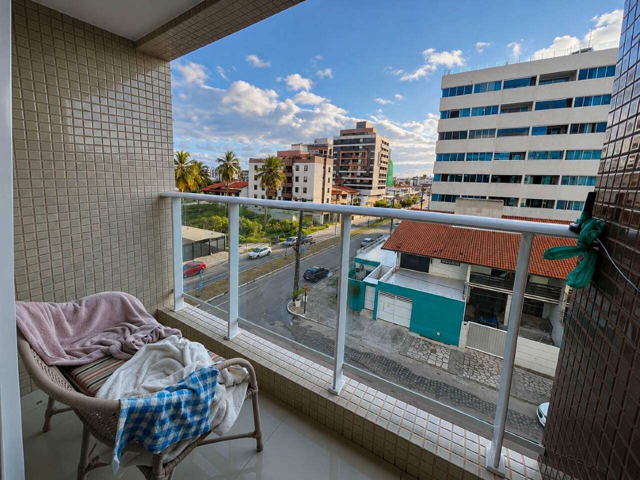 Apartamento à venda no Intermares: 