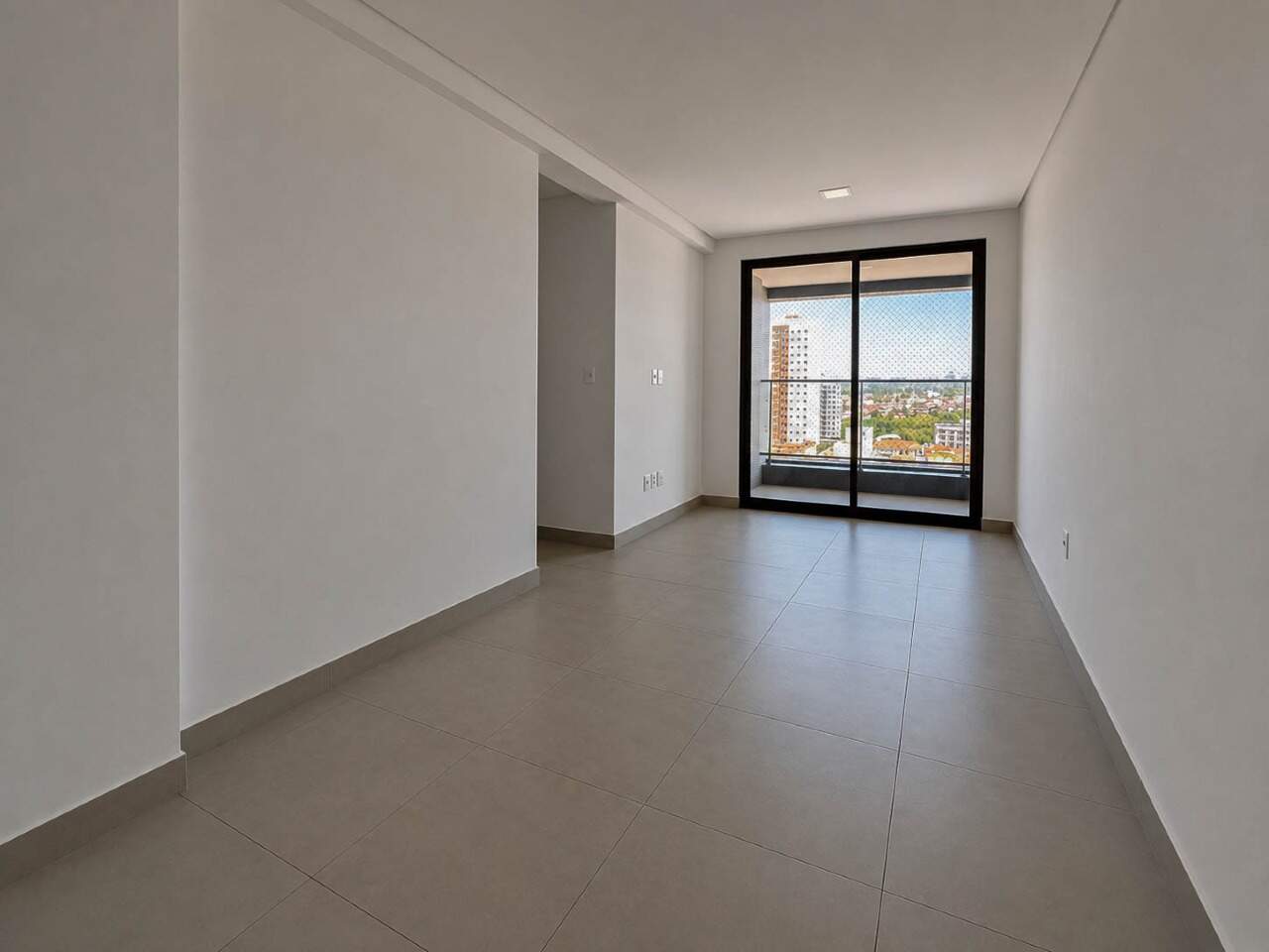 Apartamento para aluguel no Tambauzinho: 
