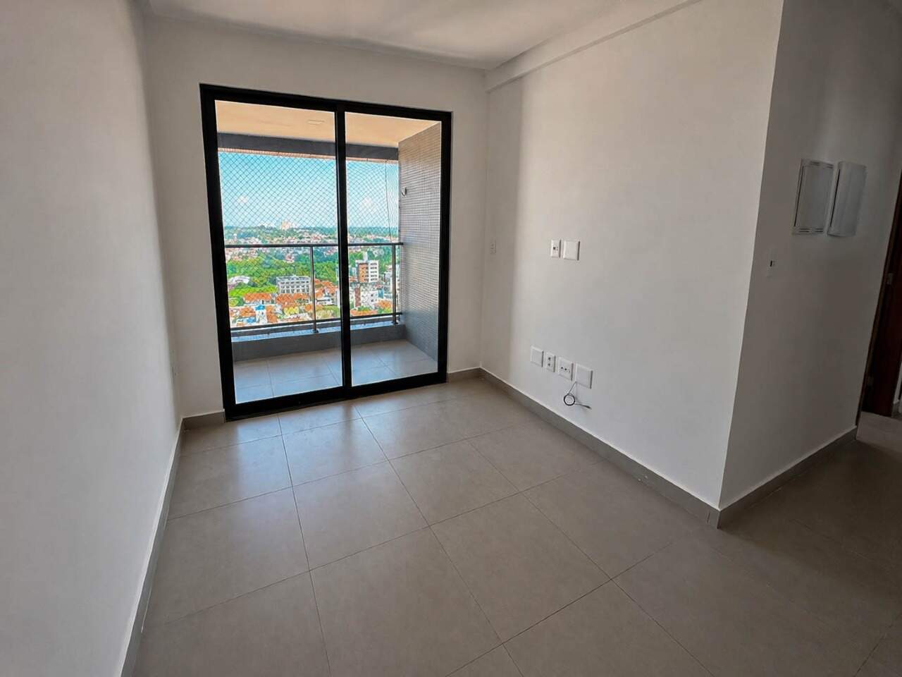Apartamento para aluguel no Tambauzinho: 
