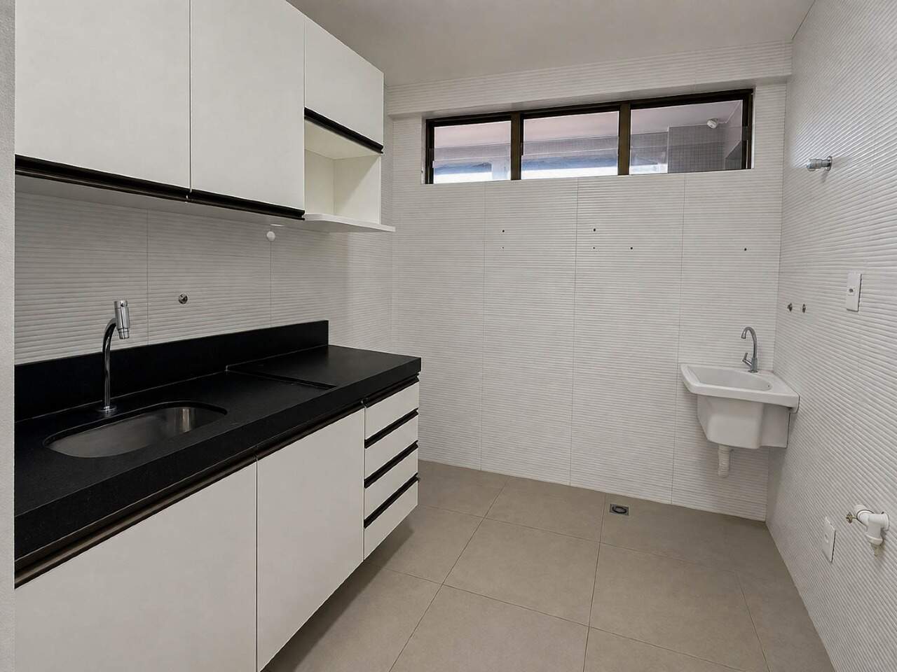 Apartamento para aluguel no Tambauzinho: 