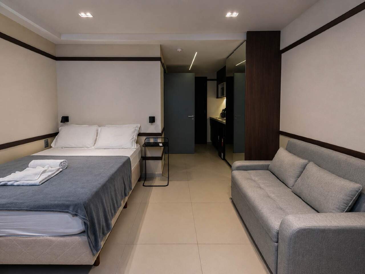 Flat à venda no Jardim Oceania: 