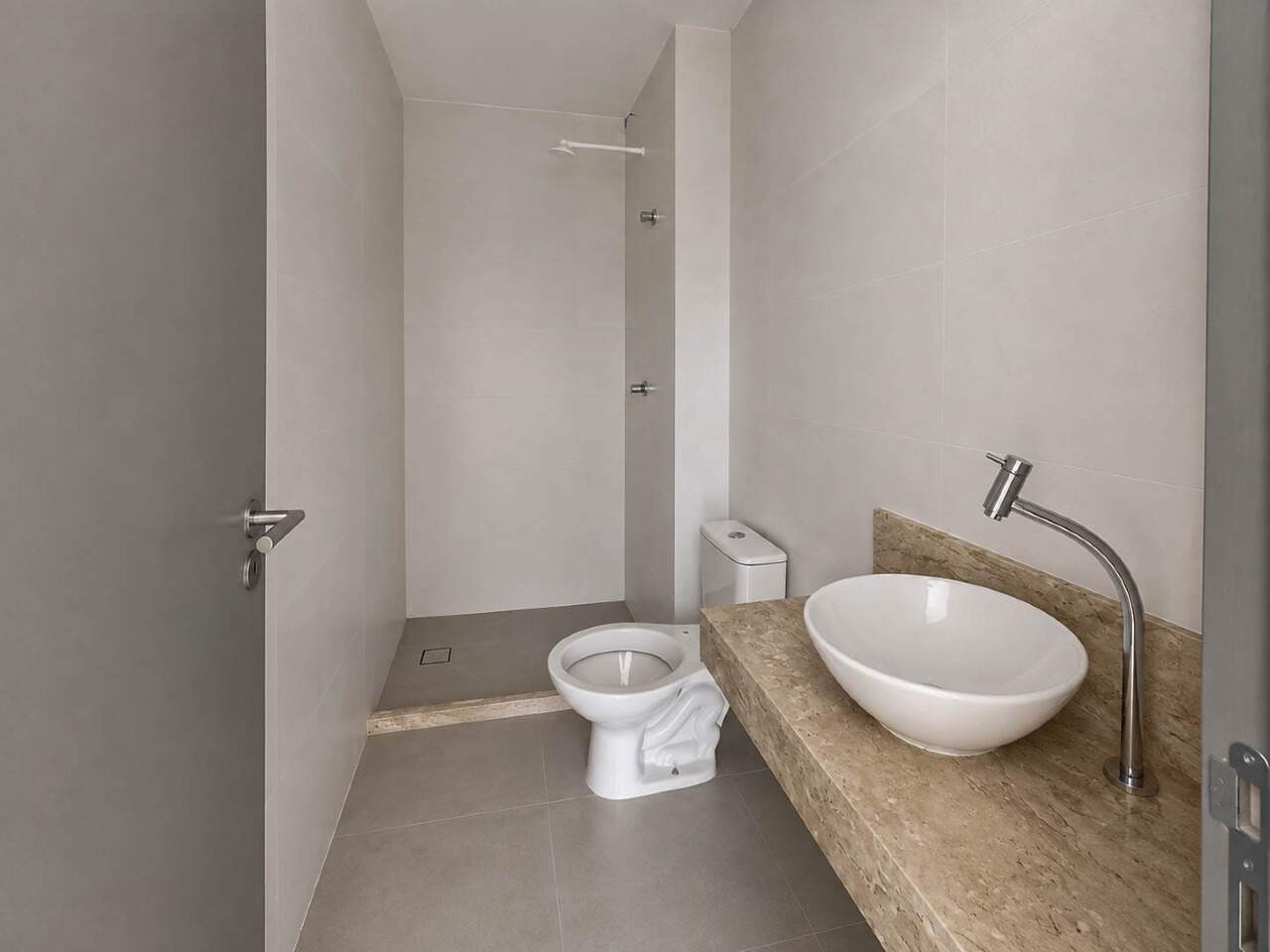 Flat à venda no Intermares: 