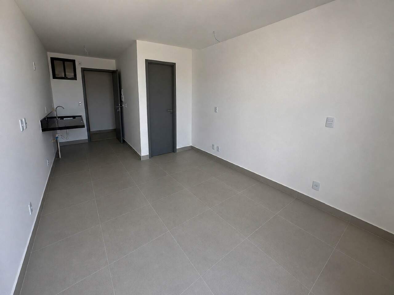 Flat à venda no Intermares: 
