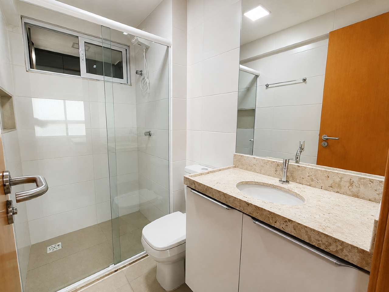 Apartamento à venda no Intermares: 