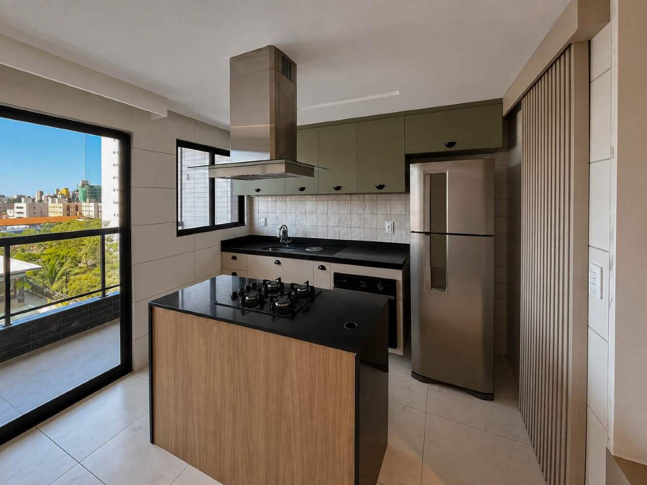 Apartamento à venda no Intermares: 