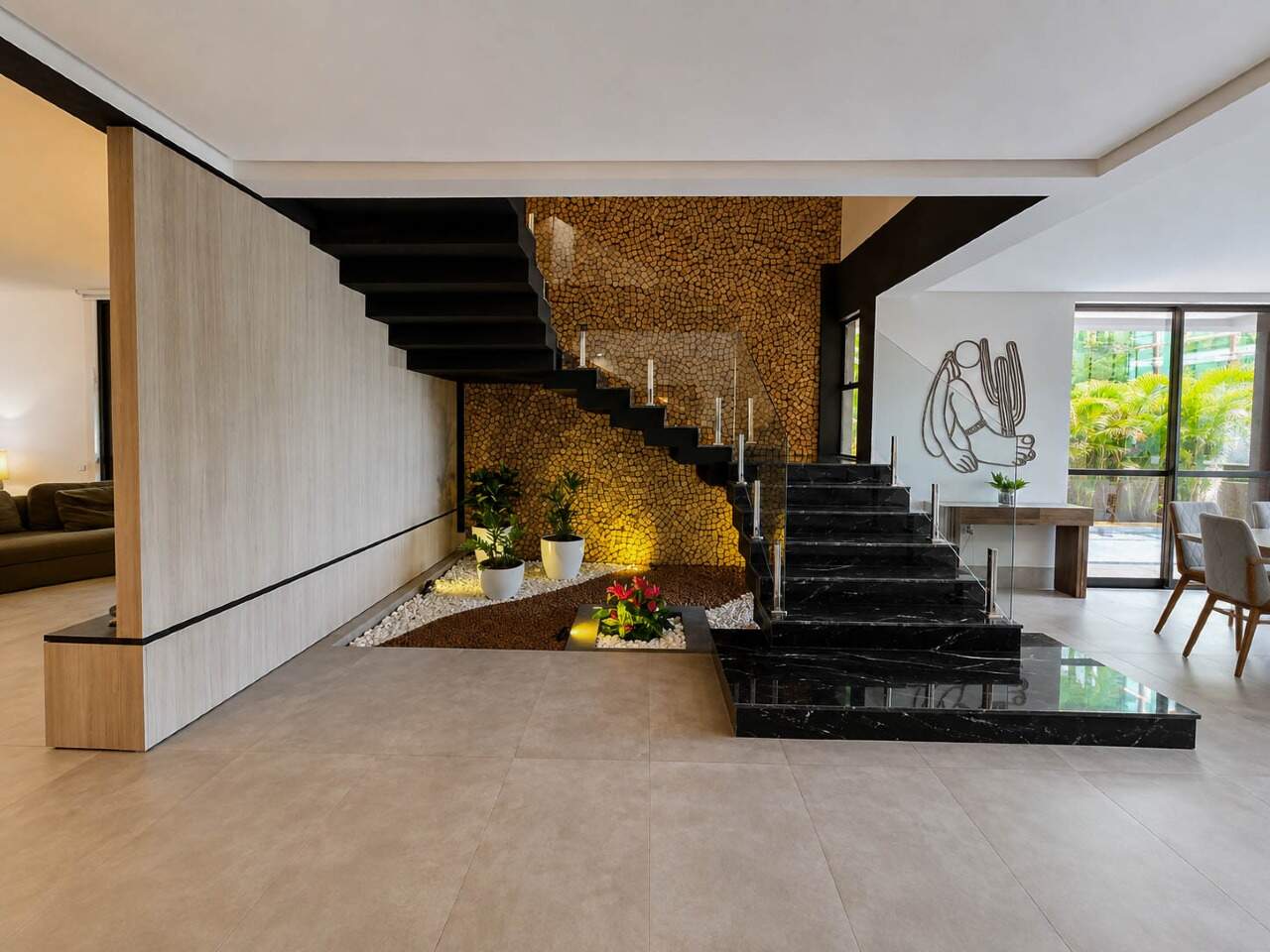 Casa em Condominio à venda no Intermares: 