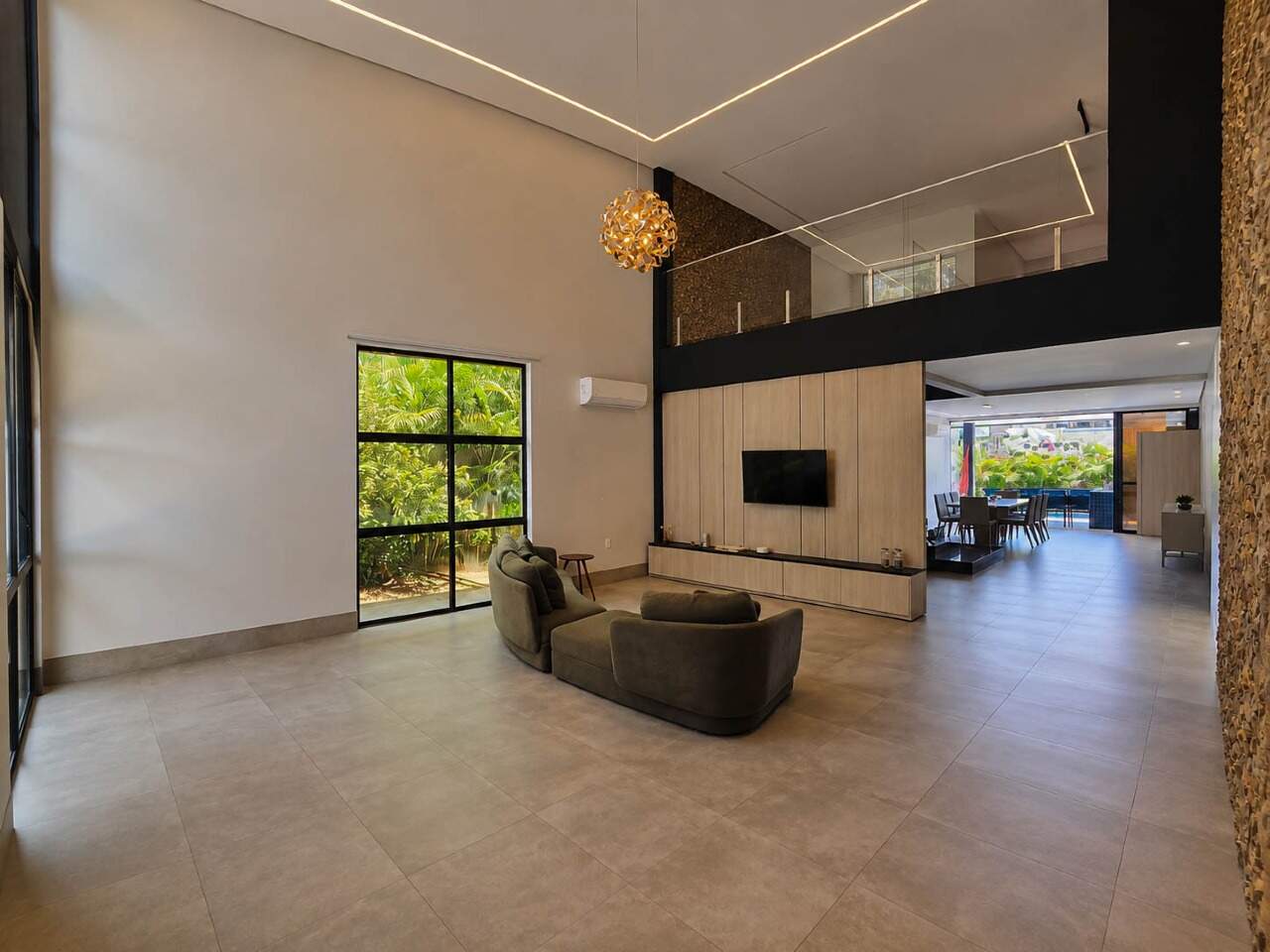 Casa em Condominio à venda no Intermares: 