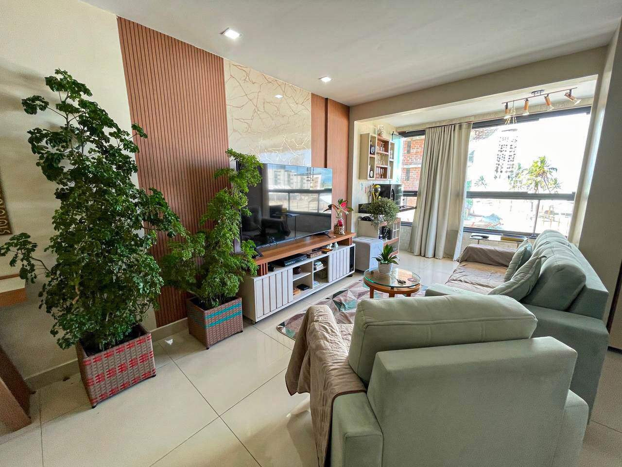 Apartamento à venda no Intermares: 
