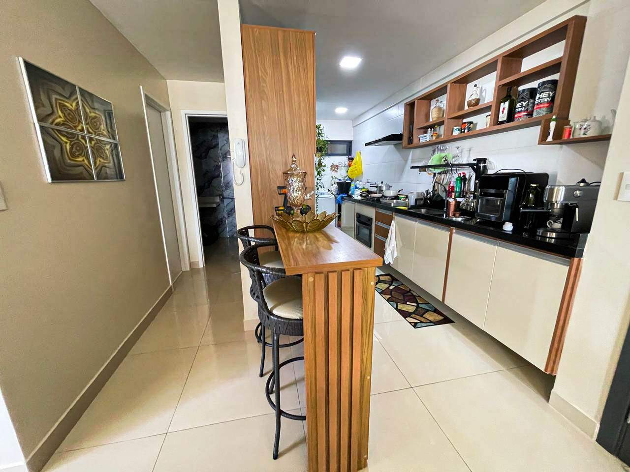 Apartamento à venda no Intermares: 